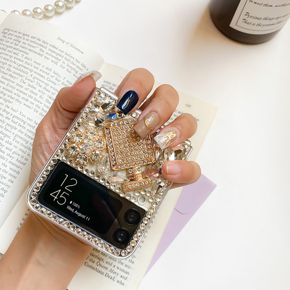 Luxurious Rhinestone Flower Bear Phone Case For Samsung Galaxy Z Flip4 Flip3 5G