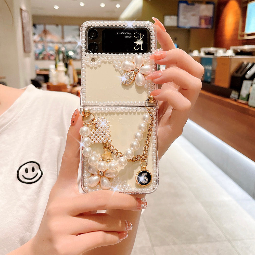 Luxurious Rhinestone Pearl Bracelet Phone Case For Samsung Galaxy Z Flip4 Flip3 5G