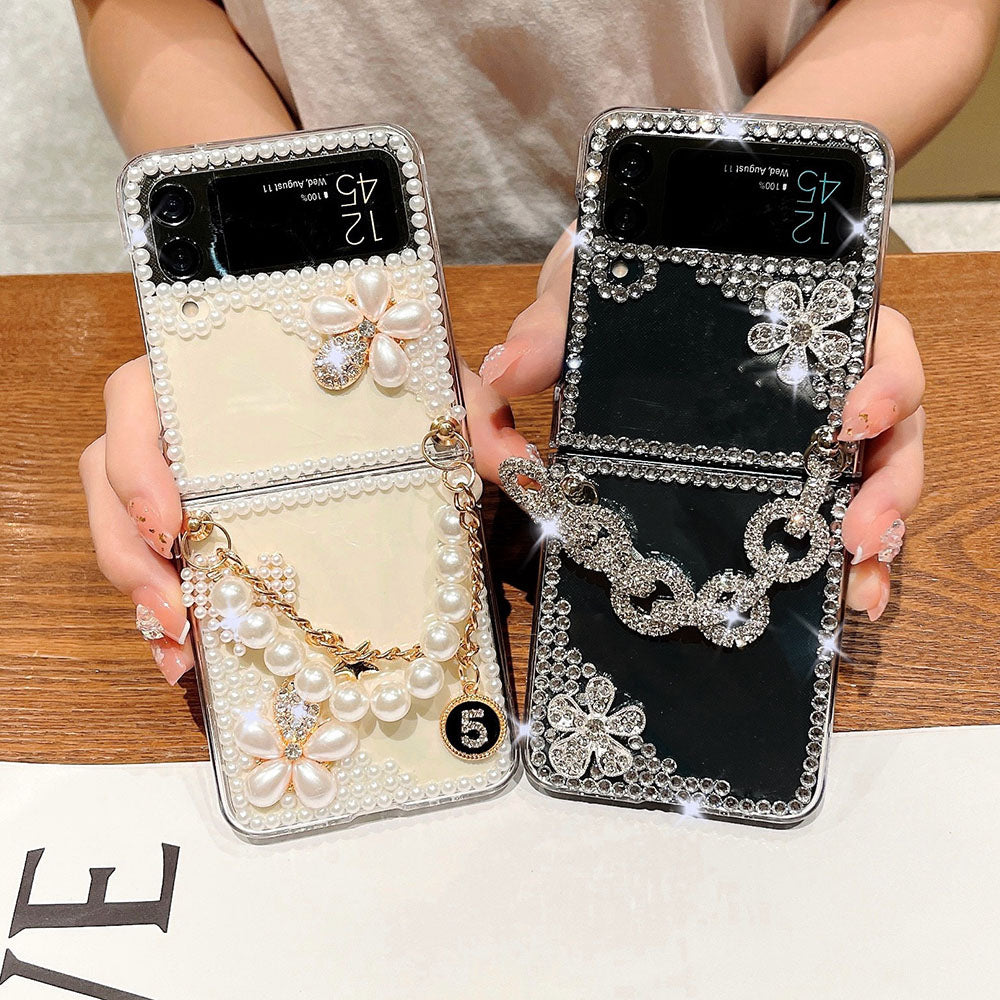 Luxurious Rhinestone Pearl Bracelet Phone Case For Samsung Galaxy Z Flip4 Flip3 5G
