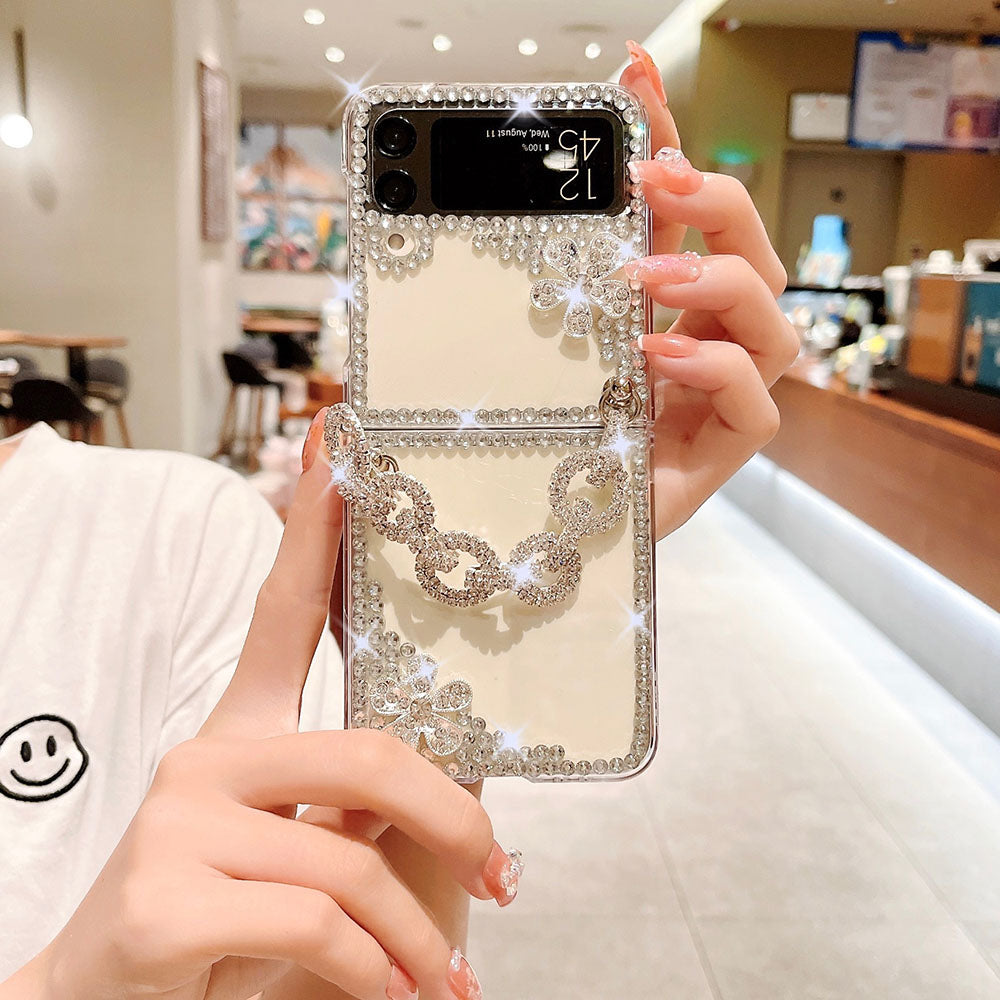 Luxurious Rhinestone Pearl Bracelet Phone Case For Samsung Galaxy Z Flip4 Flip3 5G